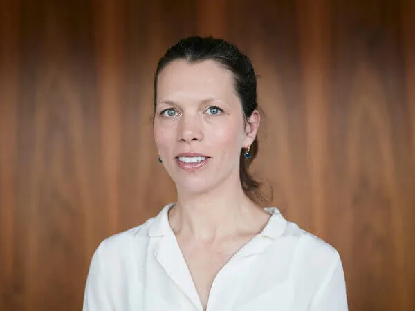 Dr. med. Eva Hirzel